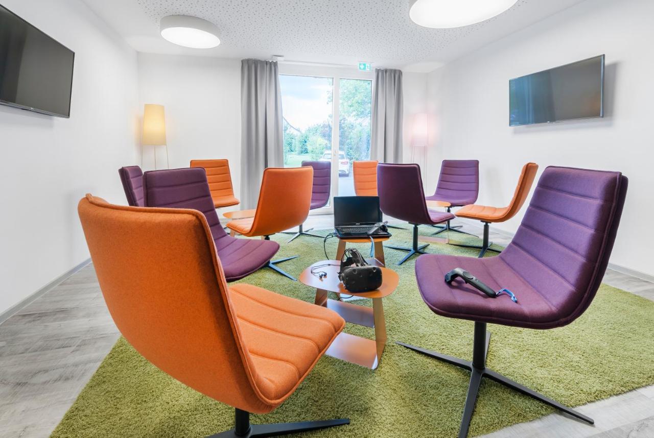 Hotel Schoenbuch Pliezhausen Bagian luar foto